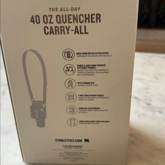 Stanley 40 oz quencher carry all with cross body strap and pockets. New in box - Picture 2 of 5